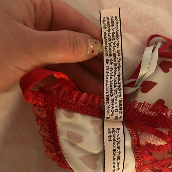Victoria’s Secret red and white heart corset top and matching panty nwt size m - Picture 9 of 10